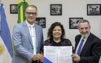 ANMAT y ANVISA firmaron el primer acuerdo de reconocimiento mutuo en certificados para productos médicos